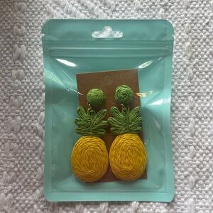 Super Cute Pineapple Fashion Earrings!